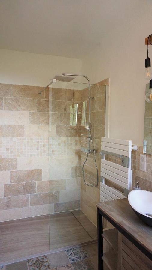 B&B Oasis Des Lavandes - Chambre Coqueliot ヴィルヌーヴ・レ・ザヴィニョン エクステリア 写真