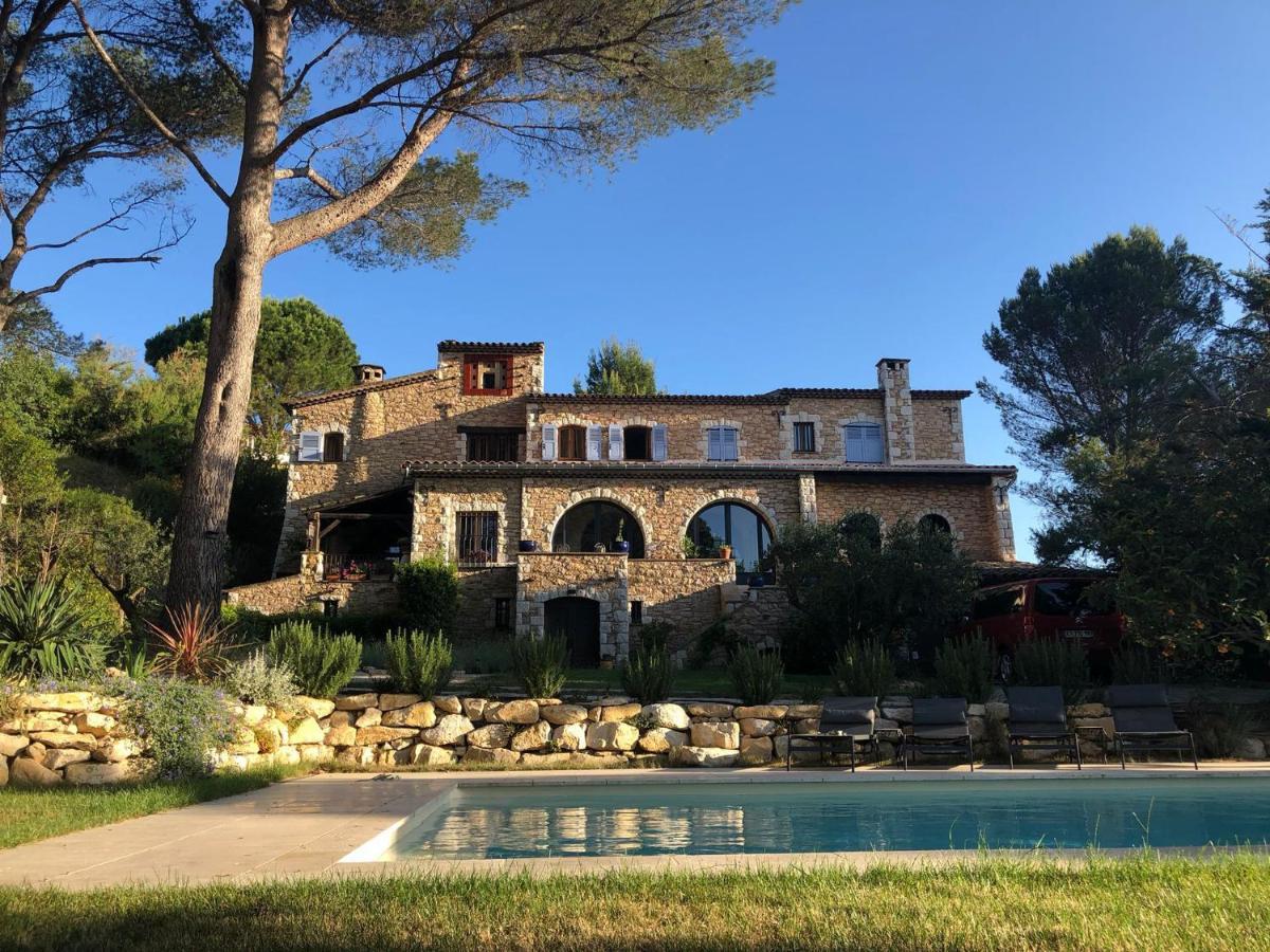 B&B Oasis Des Lavandes - Chambre Coqueliot ヴィルヌーヴ・レ・ザヴィニョン エクステリア 写真