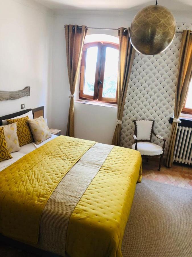 B&B Oasis Des Lavandes - Chambre Coqueliot ヴィルヌーヴ・レ・ザヴィニョン エクステリア 写真