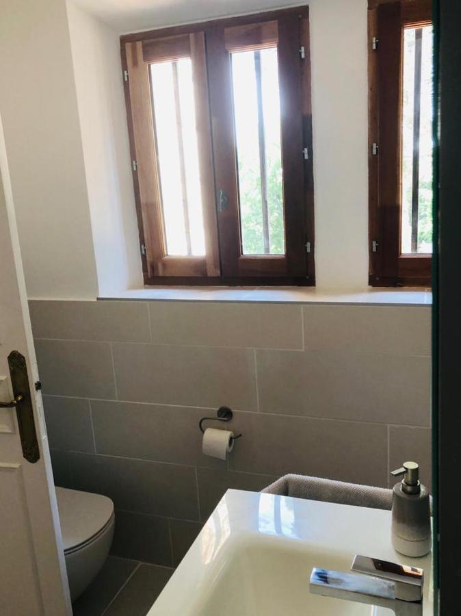 B&B Oasis Des Lavandes - Chambre Coqueliot ヴィルヌーヴ・レ・ザヴィニョン エクステリア 写真