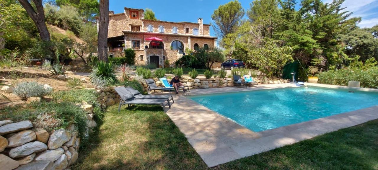 B&B Oasis Des Lavandes - Chambre Coqueliot ヴィルヌーヴ・レ・ザヴィニョン エクステリア 写真